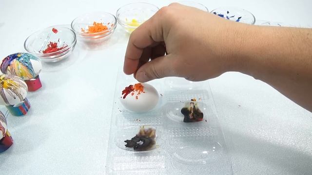 Volcano Eggsplosion Easter Egg Decorating Kit - What A "Blast!" смотреть онлайн