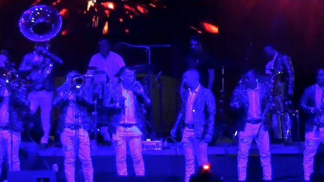 Concierto Alista, Jalisco - La Banda del 70 (en vivo) смотреть онлайн