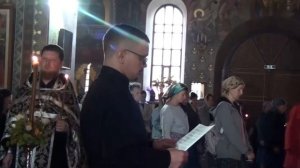 ДНЕСЬ ВИСИТ НА ДРЕВЕ. 15-й антифон Великого Пятка