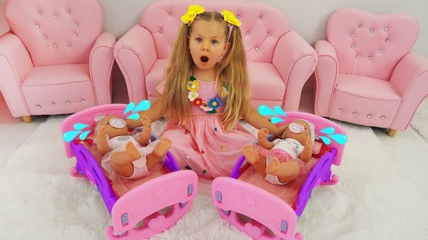 Diana Pretend Play Babysitting Cry Baby Dolls