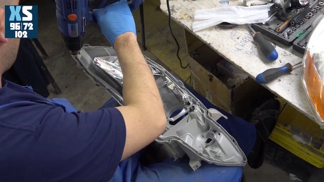 Toyota - замена линз на Hella смотреть онлайн