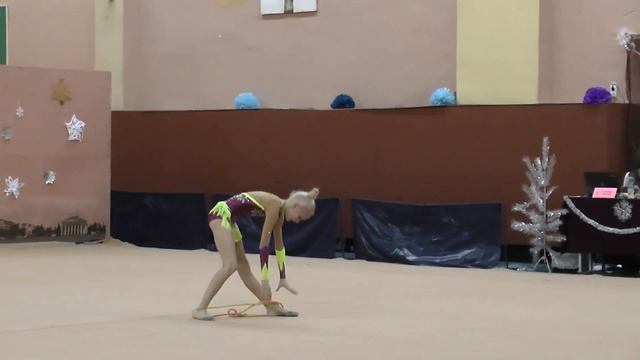 Цибуля Софія (скакалка) 20.12.2015 Художественная гимнастика. "Зимова казка 2015" смотреть онлайн