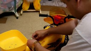 установка 12 вольтовой АКБ на детский электромотоцикл