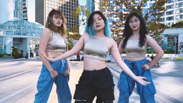 [KPOP IN PUBLIC] Hwa Sa(화사) Maria(마리아) Dance Cover By Panwiberry feat. Irene from Channel II смотреть онлайн