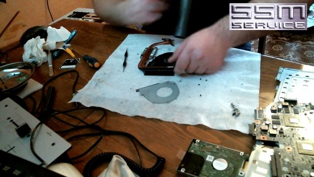 Как почистить от пыли ноутбук Acer V3 571G и заменить термо пасту смотреть онлайн