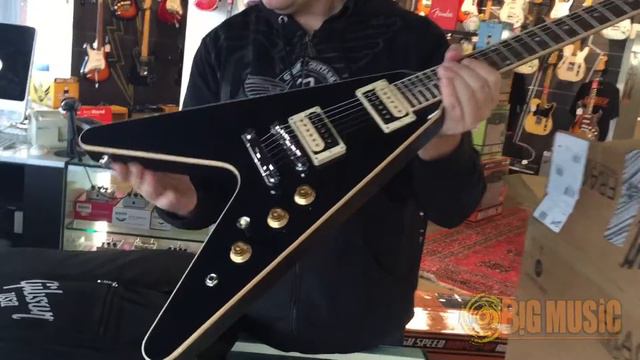 Unboxing Gibson 2016 Flying V Pro - Ebony - DVCGEBCH3 смотреть онлайн