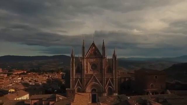 Il duomo di Orvieto. 🕍 смотреть онлайн