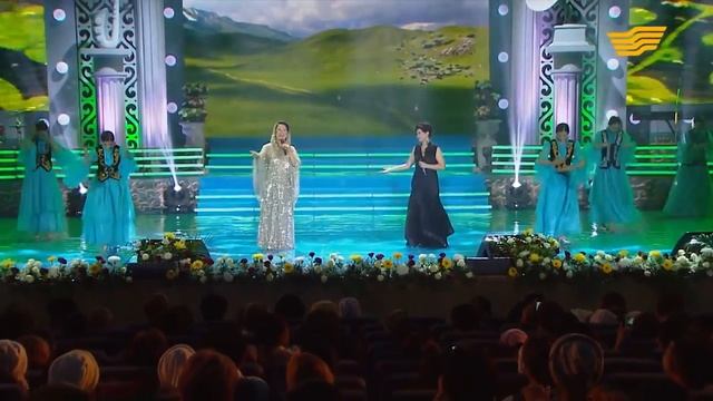 Роза Рымбаева, Майра Ильясова – «Ахау керім» Халық әні смотреть онлайн