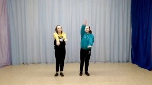 Игротанец "Здороваться руками"