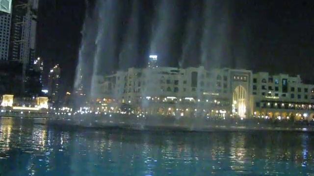 Шоу фонтанов в Дубае видео танцующие фонтаны в Дубае смотреть онлайн