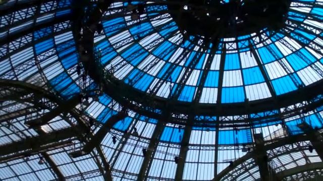 DANIEL BUREN IN LE GRAND PALAIS IN PARIS смотреть онлайн