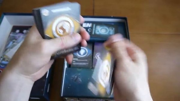 Распаковка русской версии настольной игры Eminent Domain (Космическая Эра)