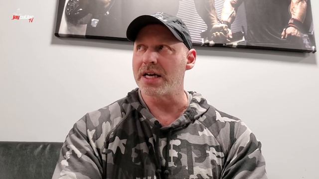 REUNITED AND BACK ON THE GRIND - CHEST AT THE LAIR WITH MERLIN! смотреть онлайн