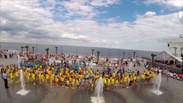 Одесситы спели гимн Украины смотреть онлайн