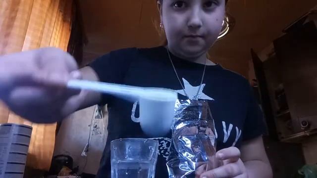 Готовлю смесь для новорожденных щенков порода собаки Чихуахуа смотреть онлайн