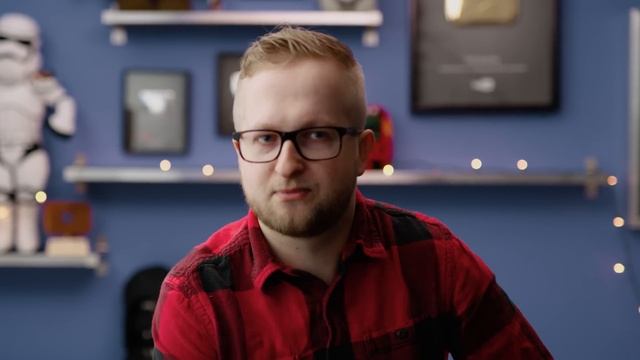 What is it like to work for Linus? - Honest Answers Ep. 4 смотреть онлайн