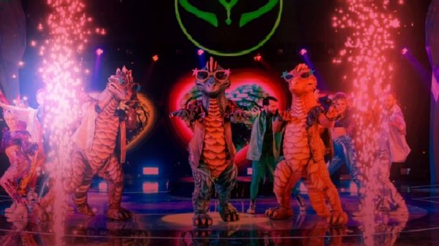 Змей Горыныч 🐲🐲🐲 - "Staying' alive" смотреть онлайн