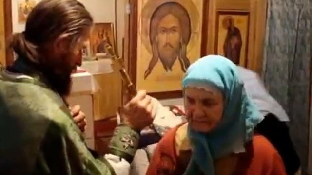 Литургия О. Иоаким Лапкин подходим ко кресту 2008-02-04 смотреть онлайн