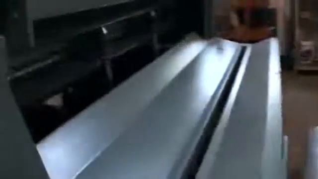 LR-KP-25P Станок для скрутки матрасов и поролоновых блоков смотреть онлайн