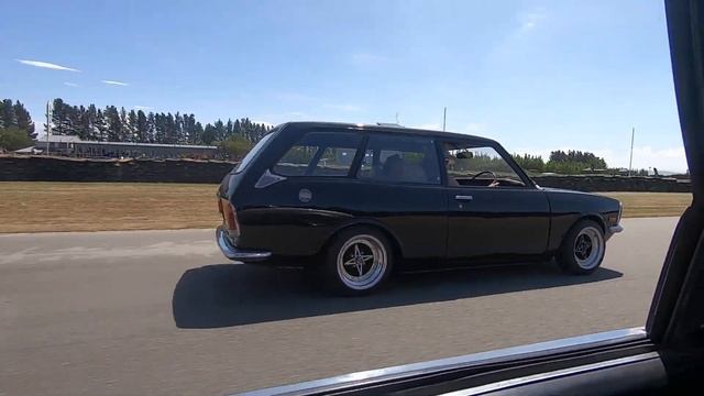 16v 4A-GE Turbo KE70 vs V8 Corolla KE26 смотреть онлайн