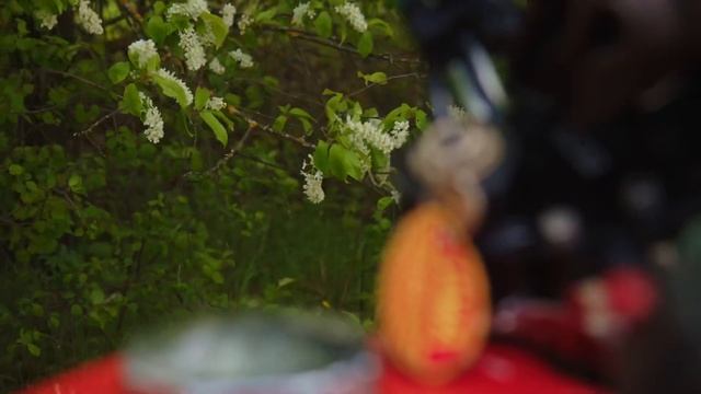 Jaw-ный день. Как мы поехали на двух Явах на современные улицы. смотреть онлайн