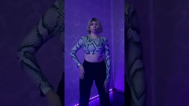 пример «как использовать изоляцию в танце» #танцы #dance #хобби #стиль #обучение #dancevideo смотреть онлайн