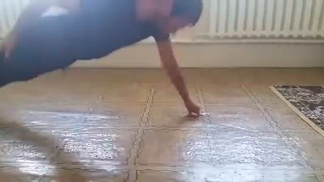 Отжимания Брюса Ли смотреть онлайн