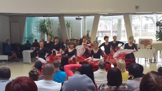 Танцевальный коллектив Елены Смирновой. Фламенко 05.03.2016. Вентспилс смотреть онлайн