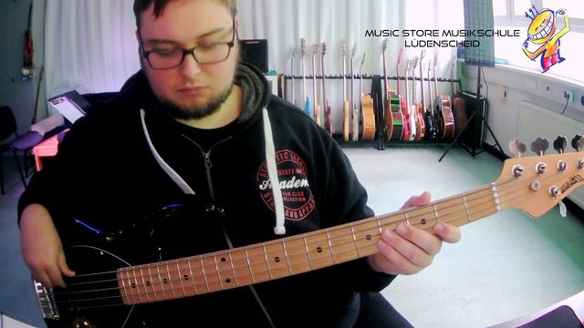 The Storm - Flying Colors (Bass Cover) смотреть онлайн