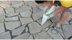 Как сделать парковку и дорожки из натурального камня