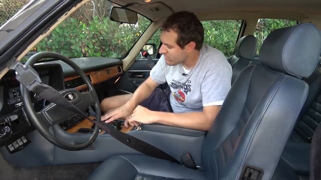 Jaguar XJS V12 - это самая дешевая спортивная машина с V12 на Земле смотреть онлайн