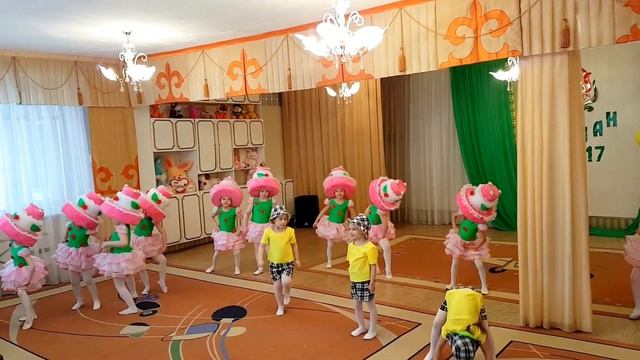 Рауан 2017 Танец "Веселые пирожные" д/с № 85 смотреть онлайн