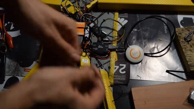 4.Сборка квадрокоптера.Установка Naza M V2,камеры,трансмитер R9D,PMU Naza,Led Naza,TS832