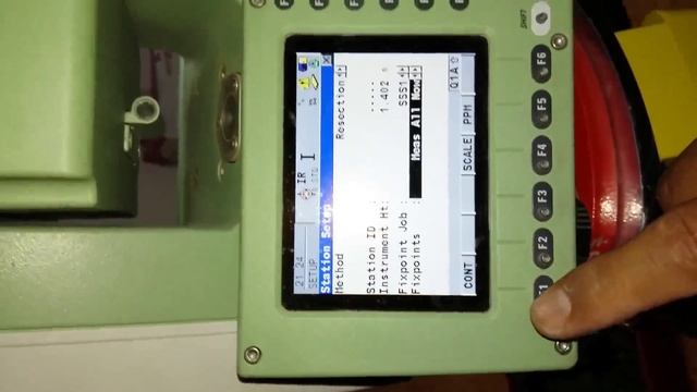 Инструкция к тахеометру Leica, разбивка, съемка смотреть онлайн