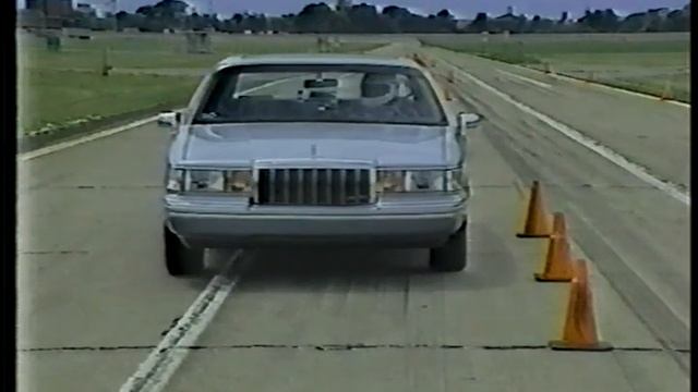 1991 Ford Full Model Line - MotorWeek Retro смотреть онлайн