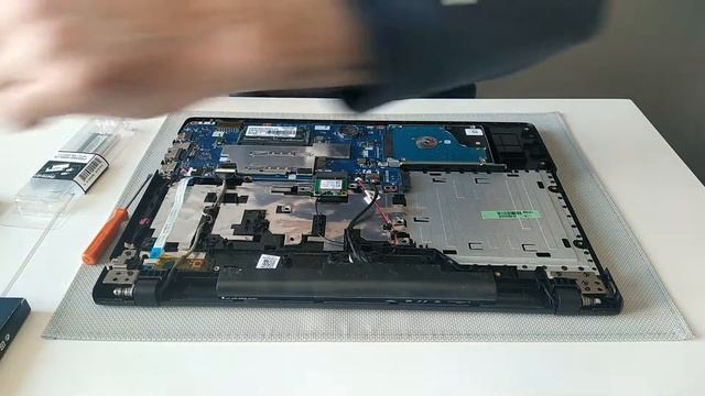 Ноутбук Lenovo IdeaPad 100 Series 100 15IBY бюджетный модернизация SSD диска замена DDR3 DDR4Апгрей смотреть онлайн