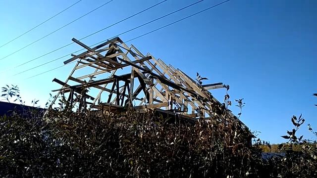 Монтаж стропильной системы компанией "Высота" и "Срубы Урала" смотреть онлайн