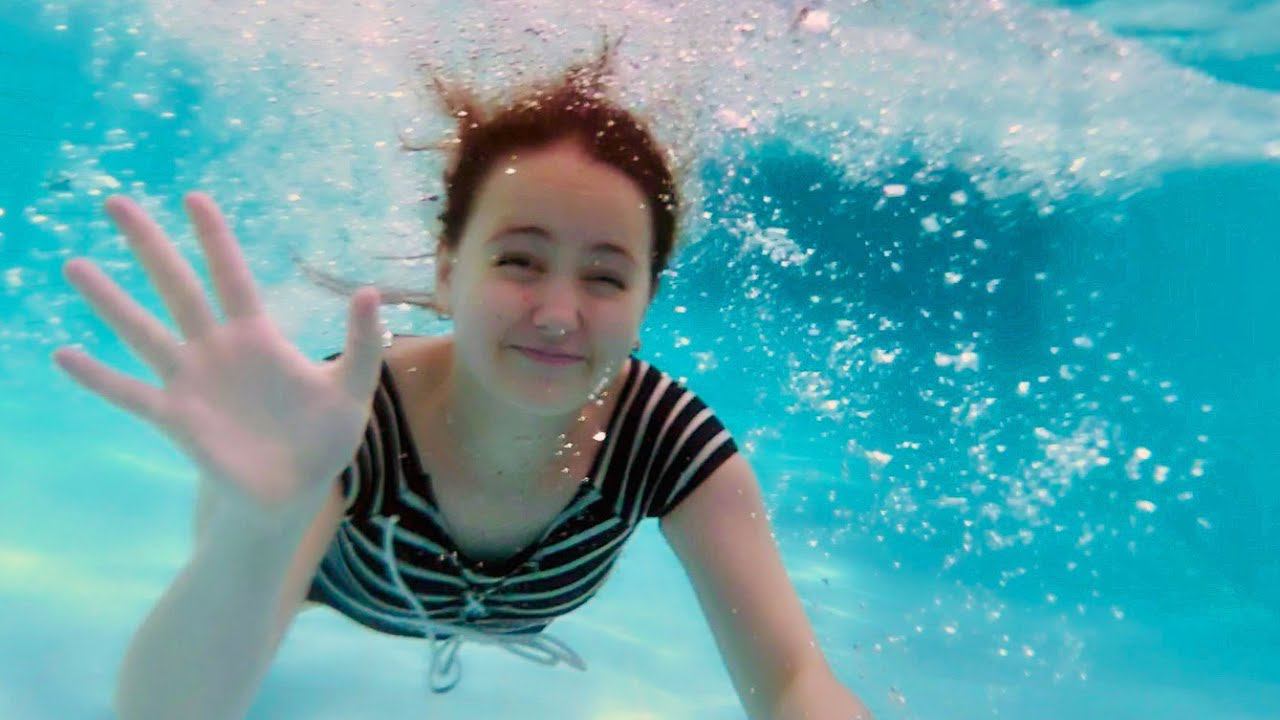 Саша Фишер стала РЫБОЙ??? АКВАПАРК в Донецке/ГИГАНТСКАЯ ГОРКА для МАЛЕНЬКОЙ Ангелишки Мышки смотреть онлайн