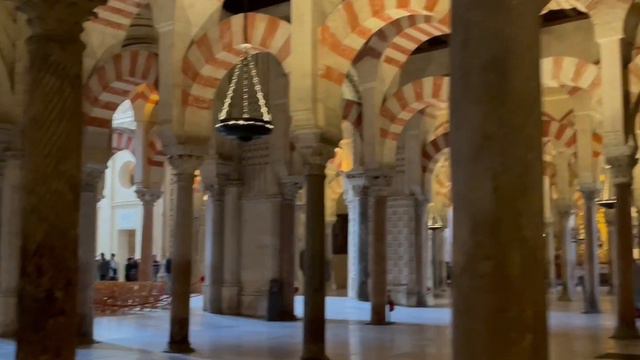 Мецкита - мечеть Кордобы или храм-лес #reisenmitjulchen #кордоба #путешествуемпорусски