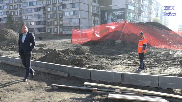 Зарисовка о продолжении работ на перекрестке Стахановская-Советская смотреть онлайн