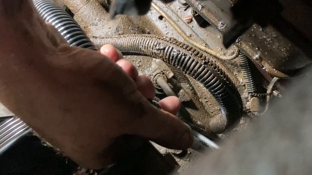 1998 Chevy Full Size Pickup - Quick HOW TO on changing your High Pressure Power Steering Hose смотреть онлайн