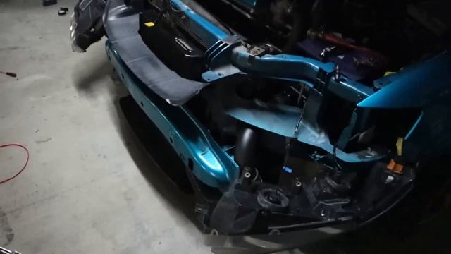 Installing Angel Eye Halo Headlights to my Ford FG Turbo Falcon смотреть онлайн