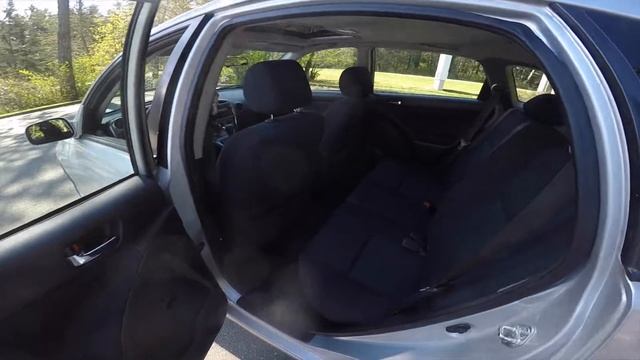 2007 Toyota Matrix XR смотреть онлайн