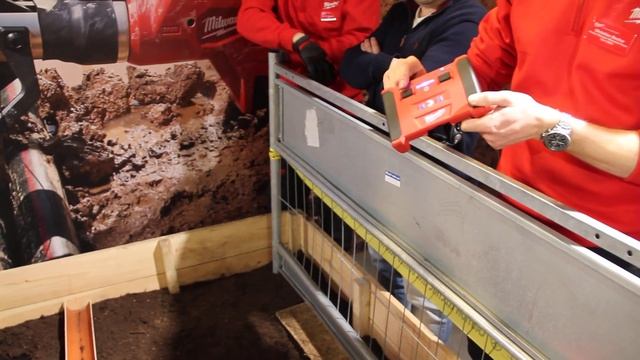 Конференция Milwaukee 2018 (Копенгаген, 21-22 января). Пульт ДУ от акк. кабелереза M18 HCC75R смотреть онлайн