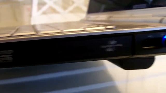 HP DV6448SE Laptop смотреть онлайн