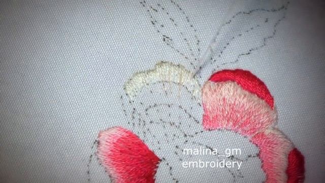 Long and short stitches - How to embroider a flower - beginners tutorials смотреть онлайн