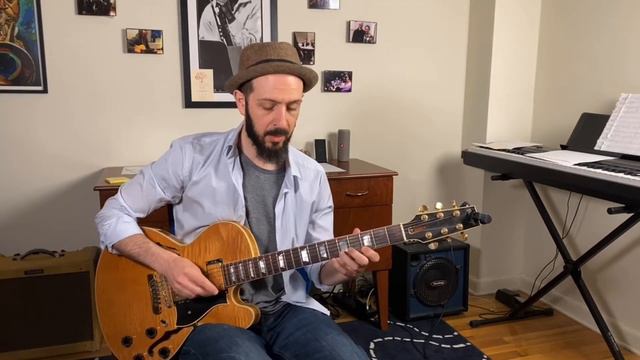 Melodic Minor Pentatonic - Making Scales with Upper Structure Triads || Jazz Guitar Lessons Daily 4 смотреть онлайн