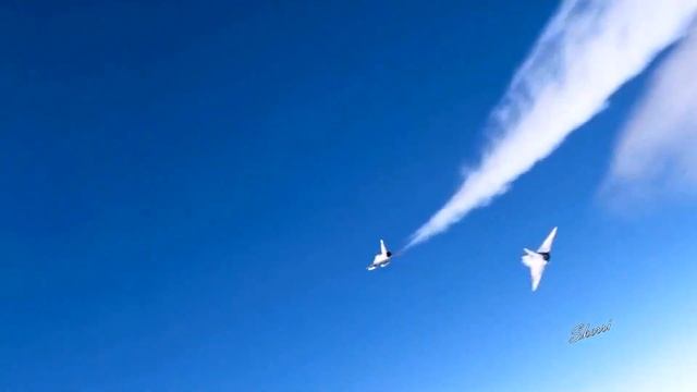 Ирина Круг и Алексей Брянцев - Заходи ко мне во сне - КЛИП С САМОЛЁТАМИ смотреть онлайн