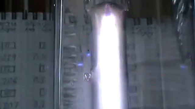 Эксперимент с ртутной горелкой/Experiment with mercury burner смотреть онлайн