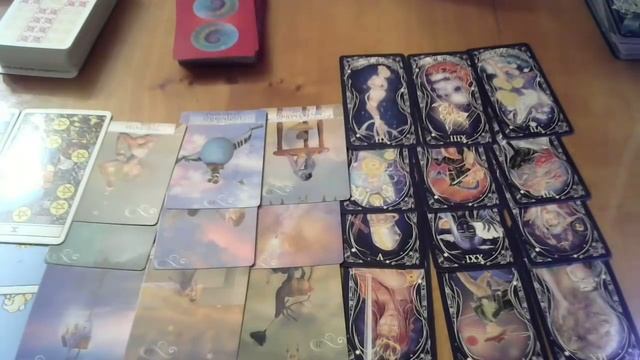 Вернется ли мой человек. Что мешает. Гадание на картах. смотреть онлайн